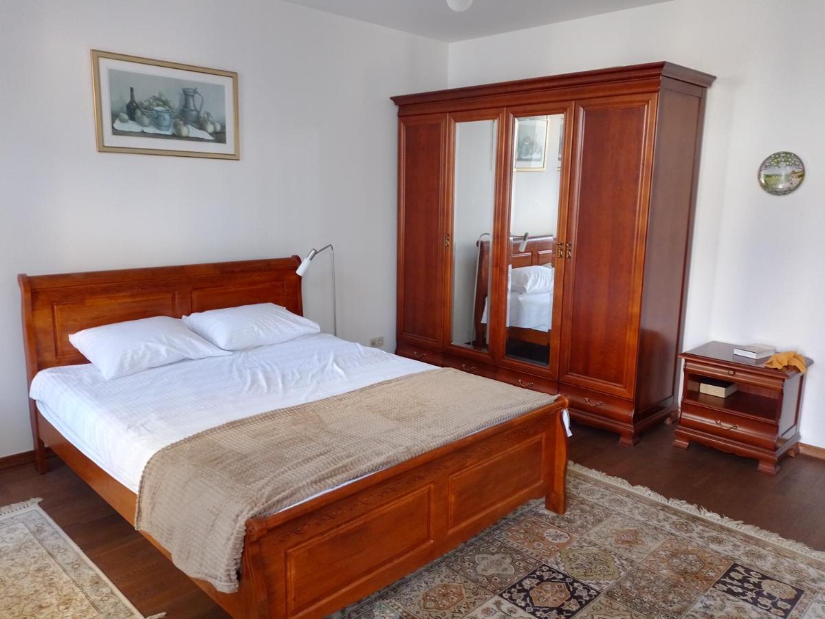 Premium Class Apartment, Free Parking, Maximum 5 Guests, 2 Bedrooms, 3 Beds 里加 外观 照片